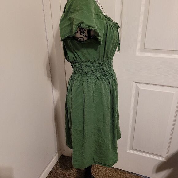 Zara woman Green dress - Picture 2 of 4